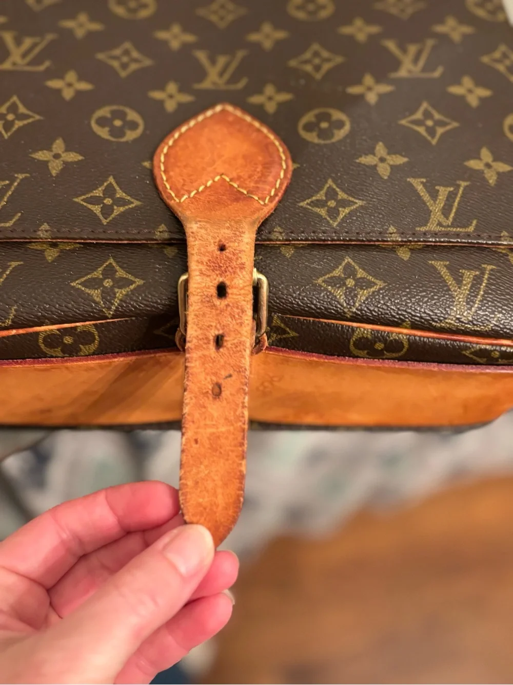 Louis Vuitton Crossbody Cartouchière GM Vintage 1985 - Picture 12 of 16